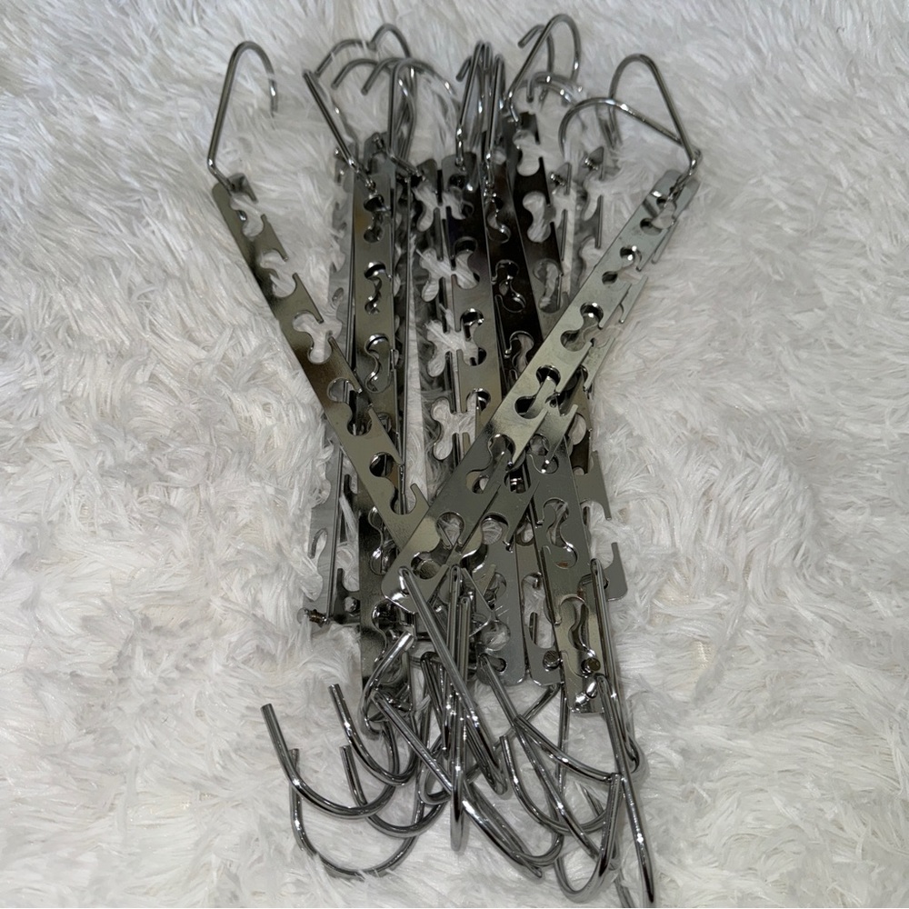 Space saving hangers